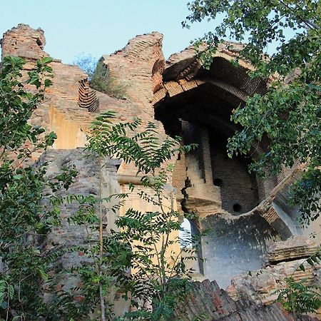 Winetorium Hotel Тбилиси Екстериор снимка