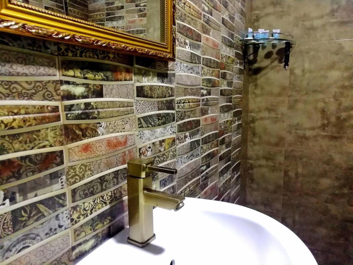 Winetorium Hotel Тбилиси Екстериор снимка