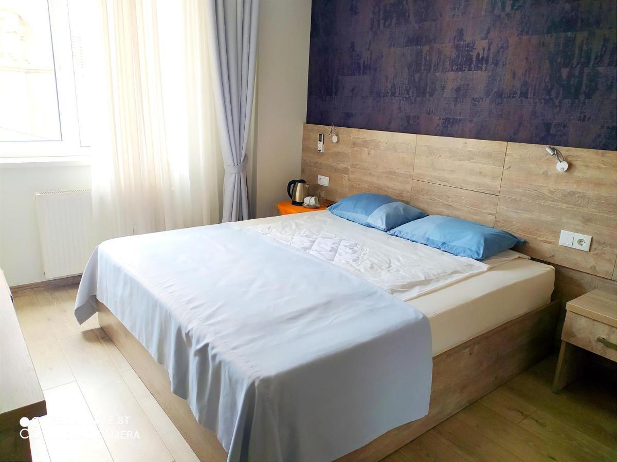 Winetorium Hotel Тбилиси Екстериор снимка