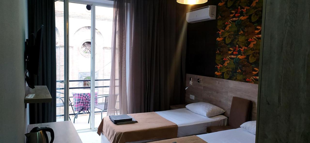 Winetorium Hotel Тбилиси Екстериор снимка