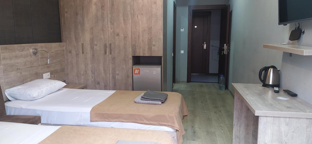 Winetorium Hotel Тбилиси Екстериор снимка