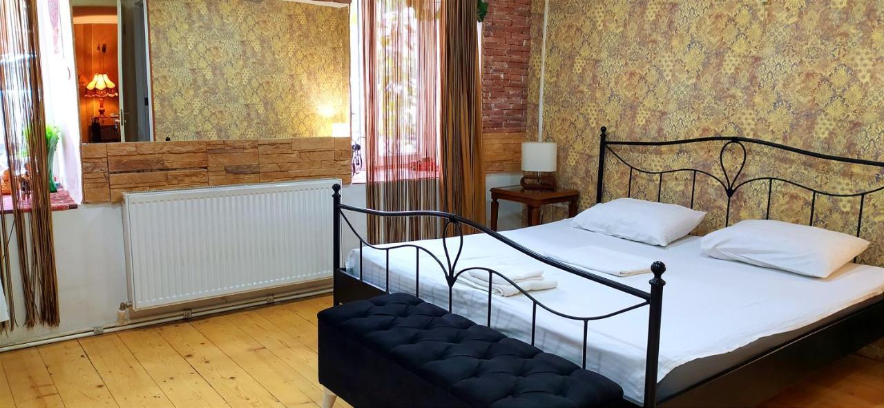 Winetorium Hotel Тбилиси Екстериор снимка