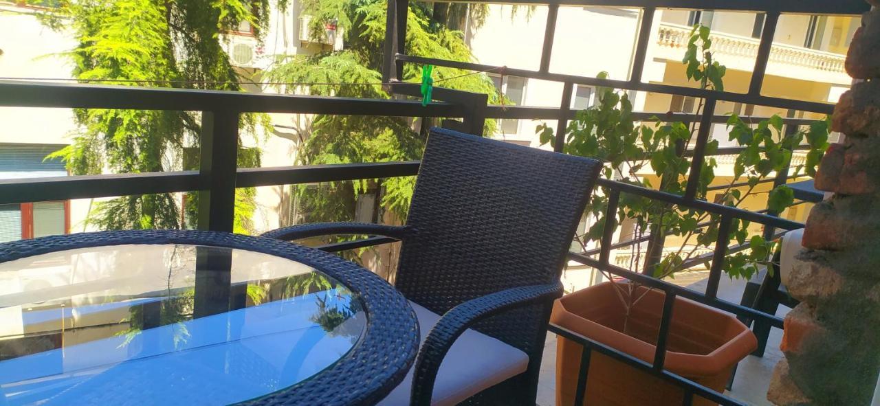 Winetorium Hotel Тбилиси Екстериор снимка